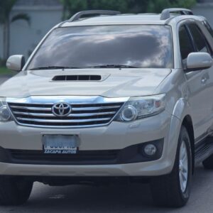 Toyota FORTUNER SRV 2015