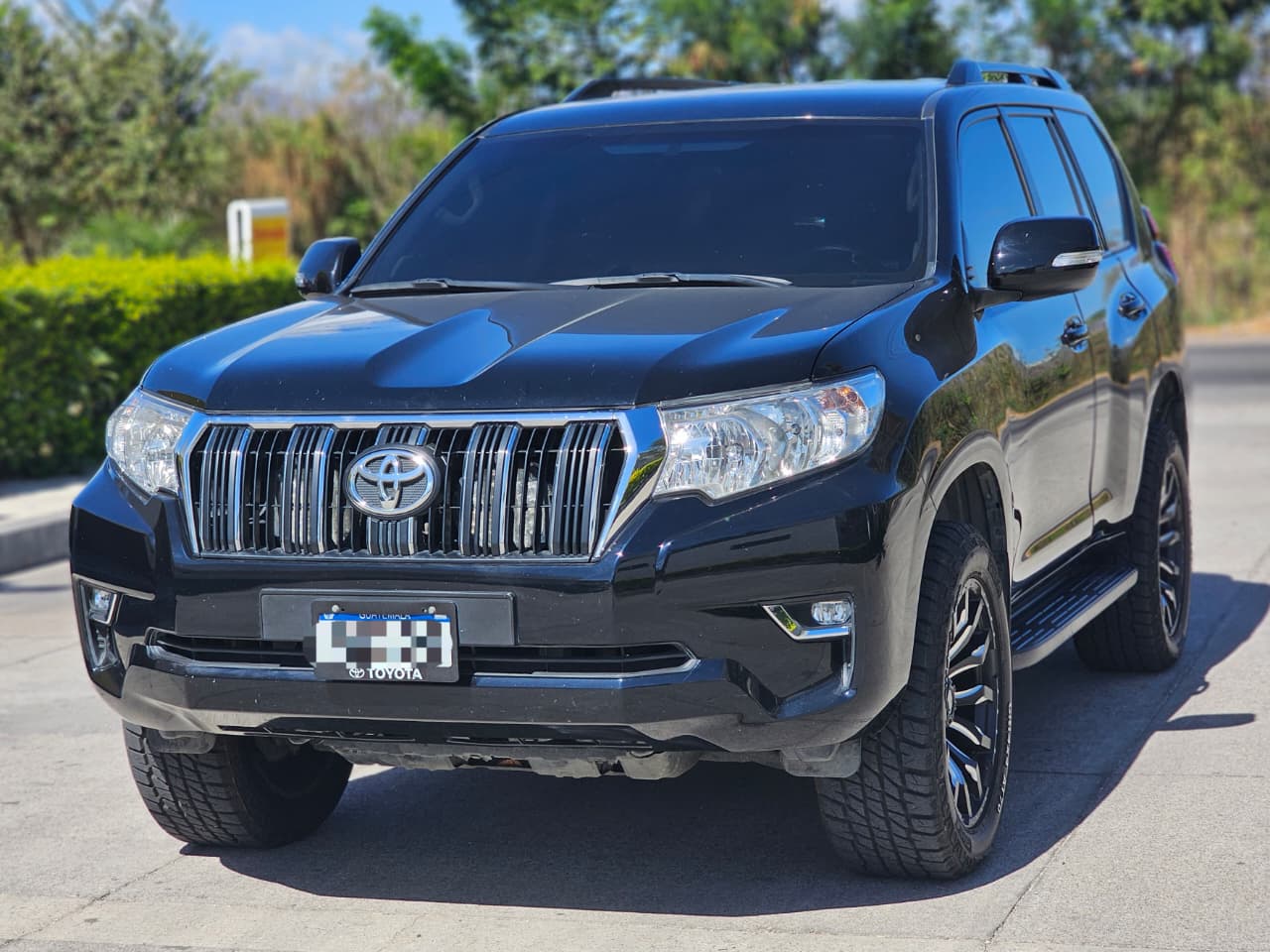 Toyota Land Cruiser Prado TXL 2024