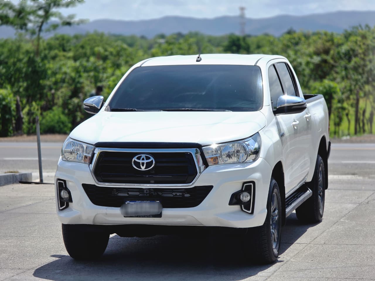 Toyota HILUX SR 2020