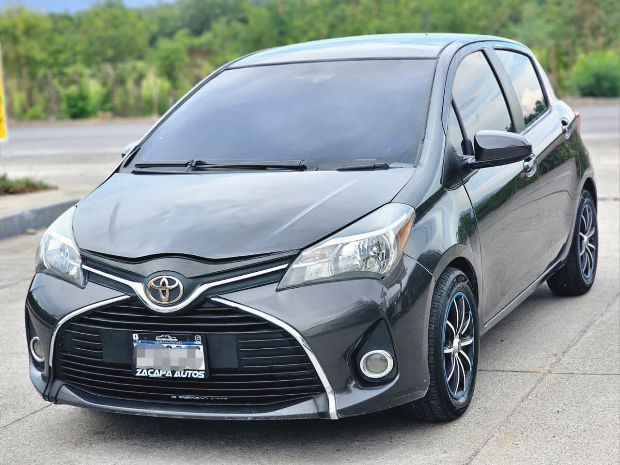 Toyota Yaris Hatchback 2015
