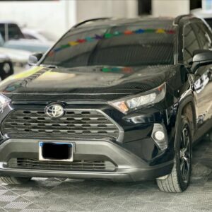 Toyota Rav4 LE AWD 2021