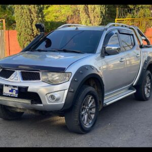 Mitsubishi L200 GLS 2015