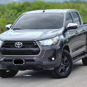 Toyota HILUX SR 2025